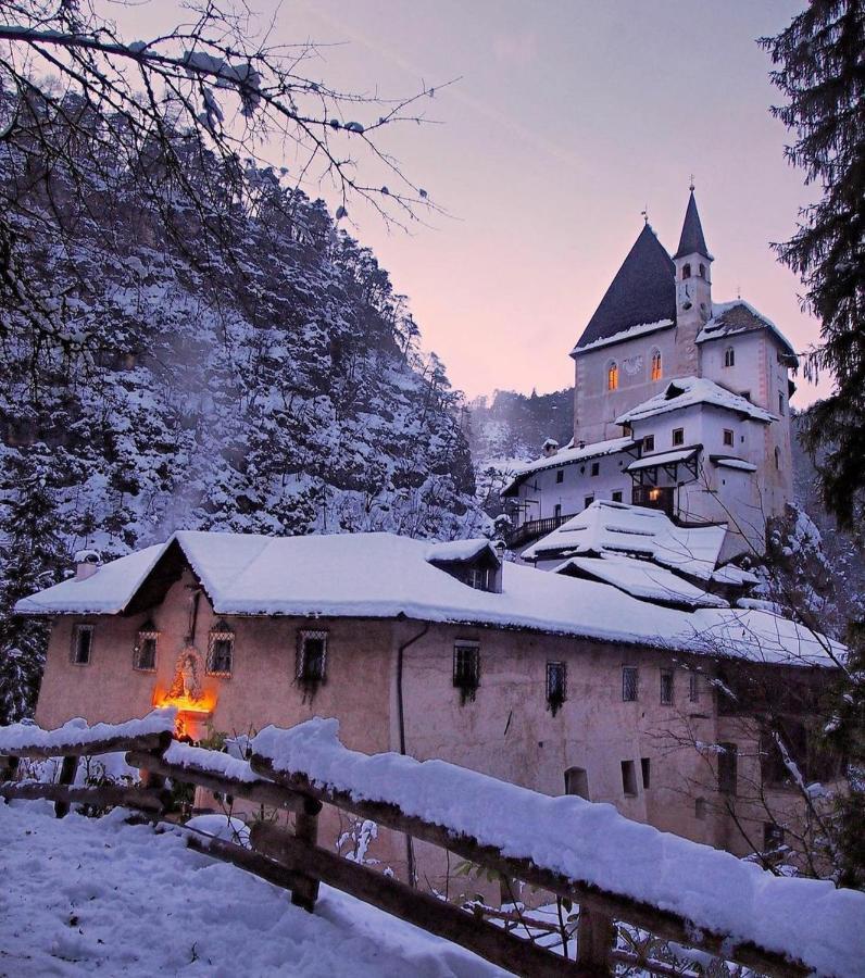 Agritur Piccolo Fiore B&B Taio Zewnętrze zdjęcie