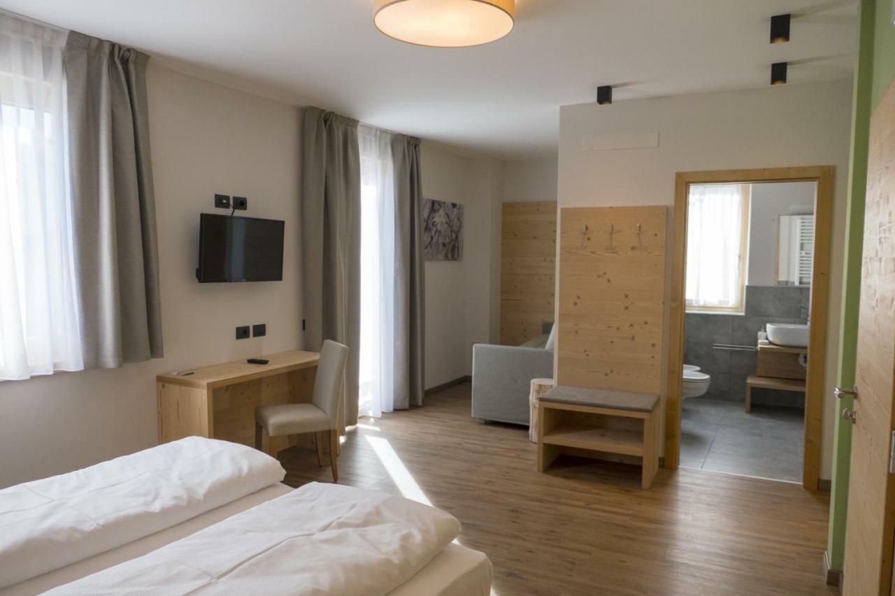Agritur Piccolo Fiore B&B Taio Zewnętrze zdjęcie