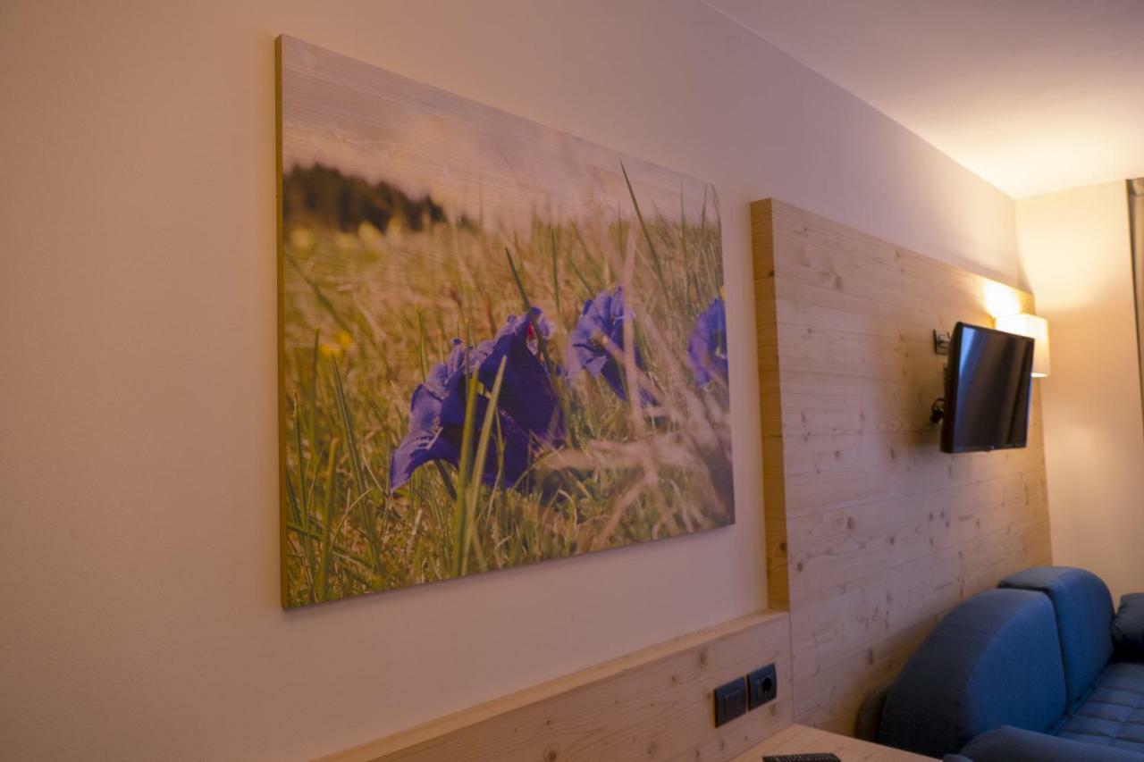Agritur Piccolo Fiore B&B Taio Zewnętrze zdjęcie