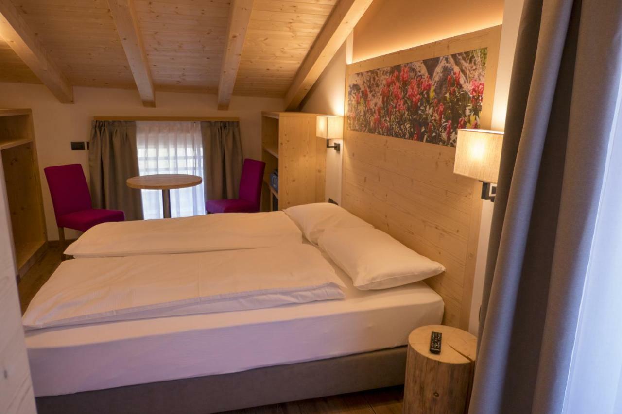 Agritur Piccolo Fiore B&B Taio Zewnętrze zdjęcie