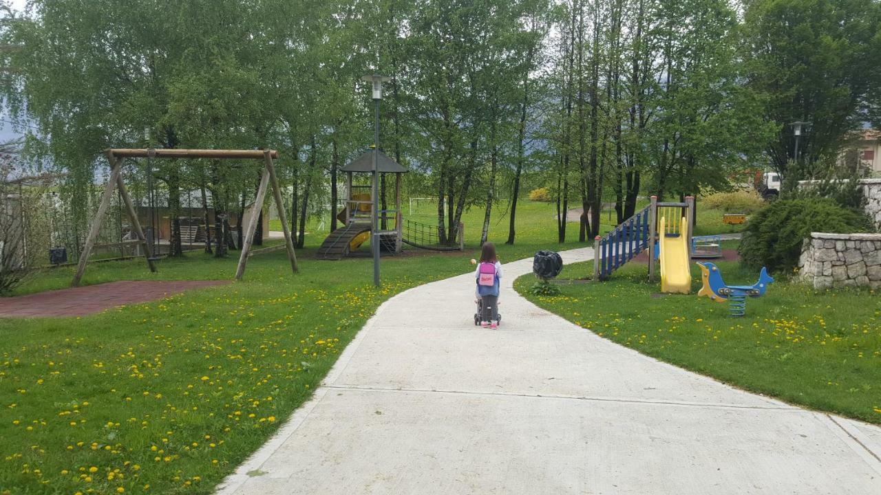 Agritur Piccolo Fiore B&B Taio Zewnętrze zdjęcie